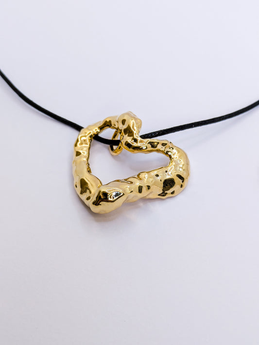 Wavey Gold Heart Adustable Cord Necklace